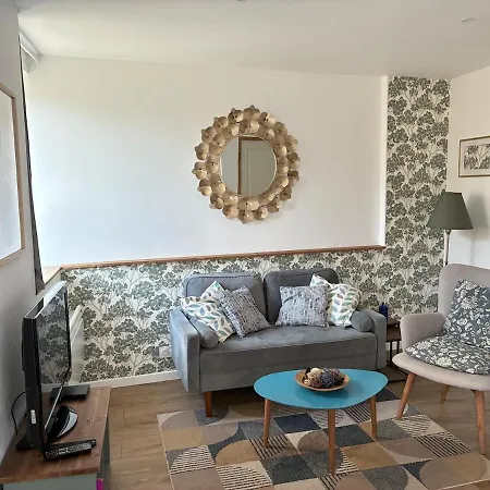 Appartement Maison Shana *